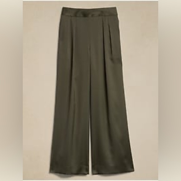 SATIN PLEATED WIDE-LEG PANT - Picture 3 of 3